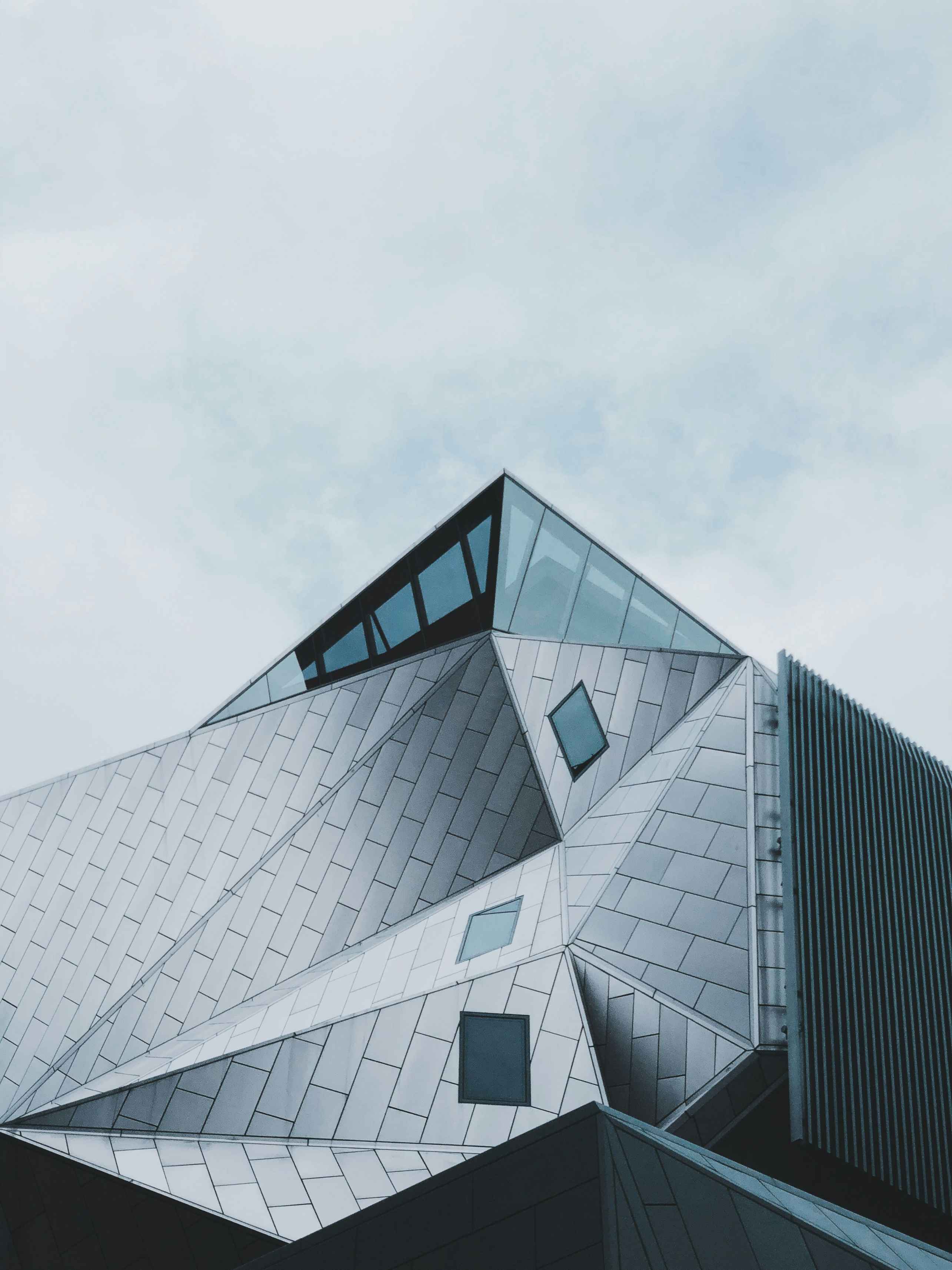 Arquitectura high-tech - fachada y materialidad