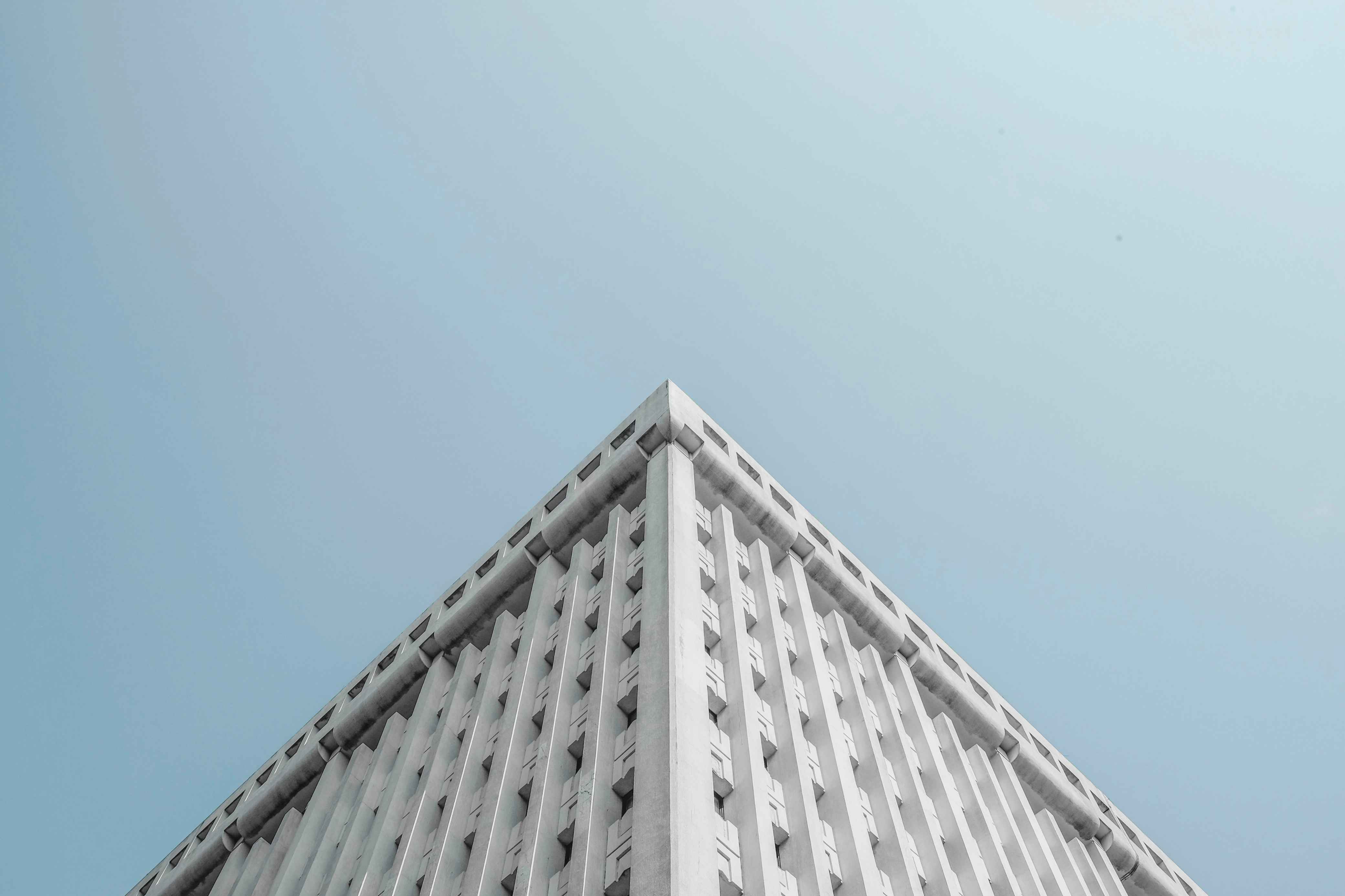Arquitectura minimalista - fachada y materialidad